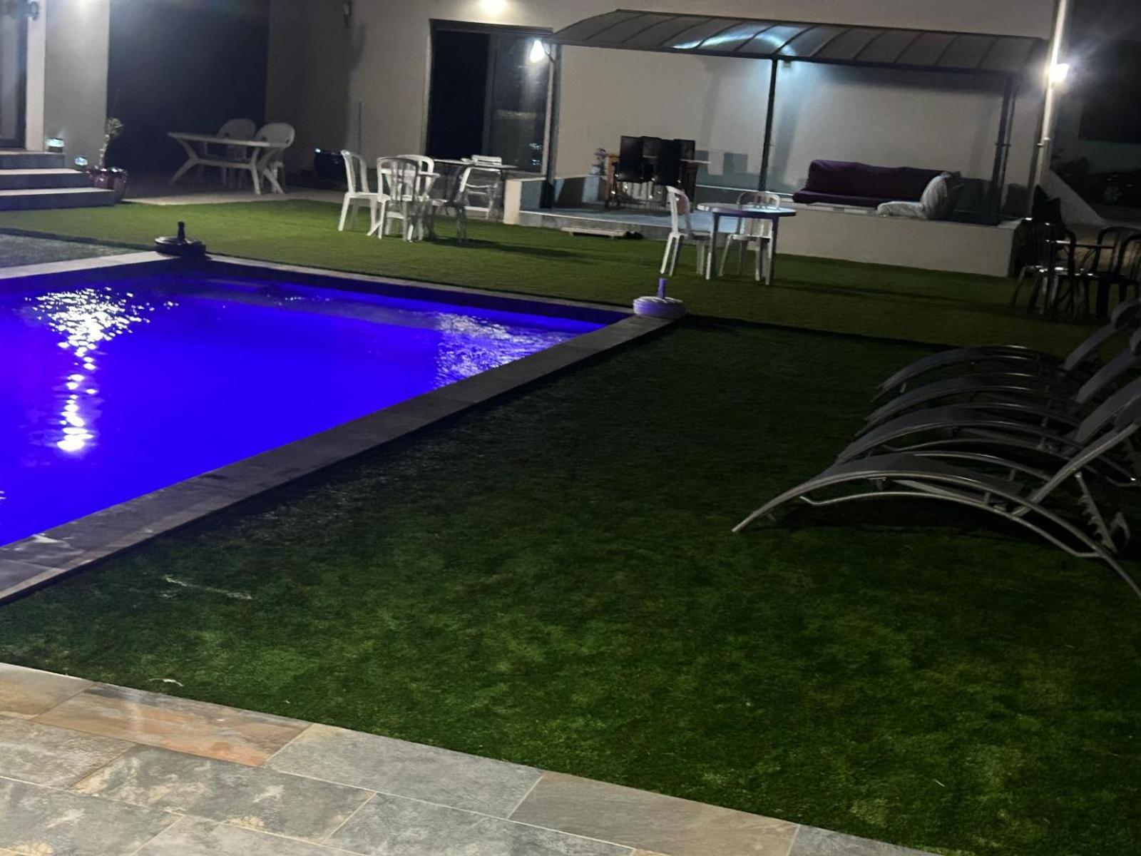 Bompas  Grande Villa Avec Piscine מראה חיצוני תמונה