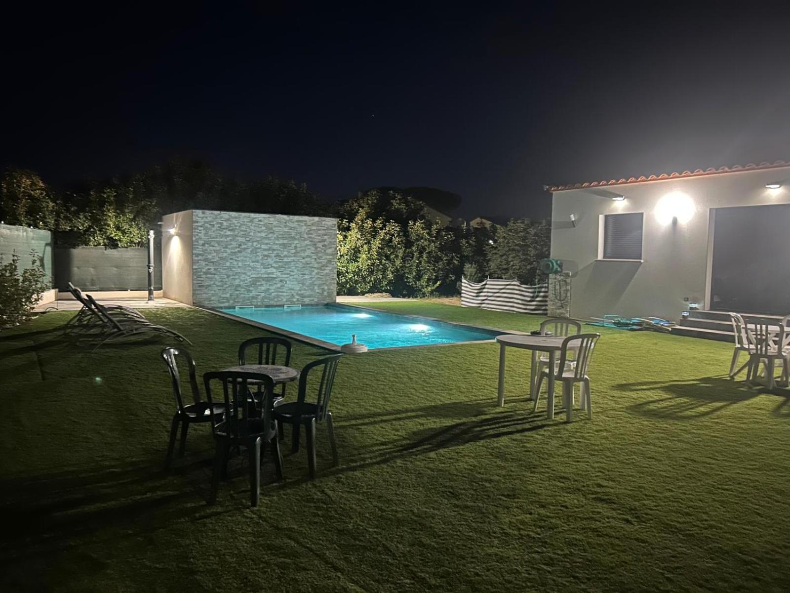 Bompas  Grande Villa Avec Piscine מראה חיצוני תמונה